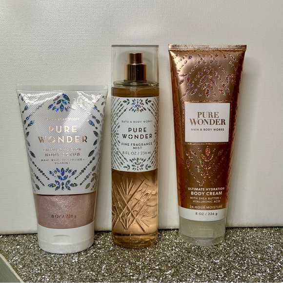 Bath and Body Works Pure Wonder Body Care Gift Set NWT - Picture 2 of 4